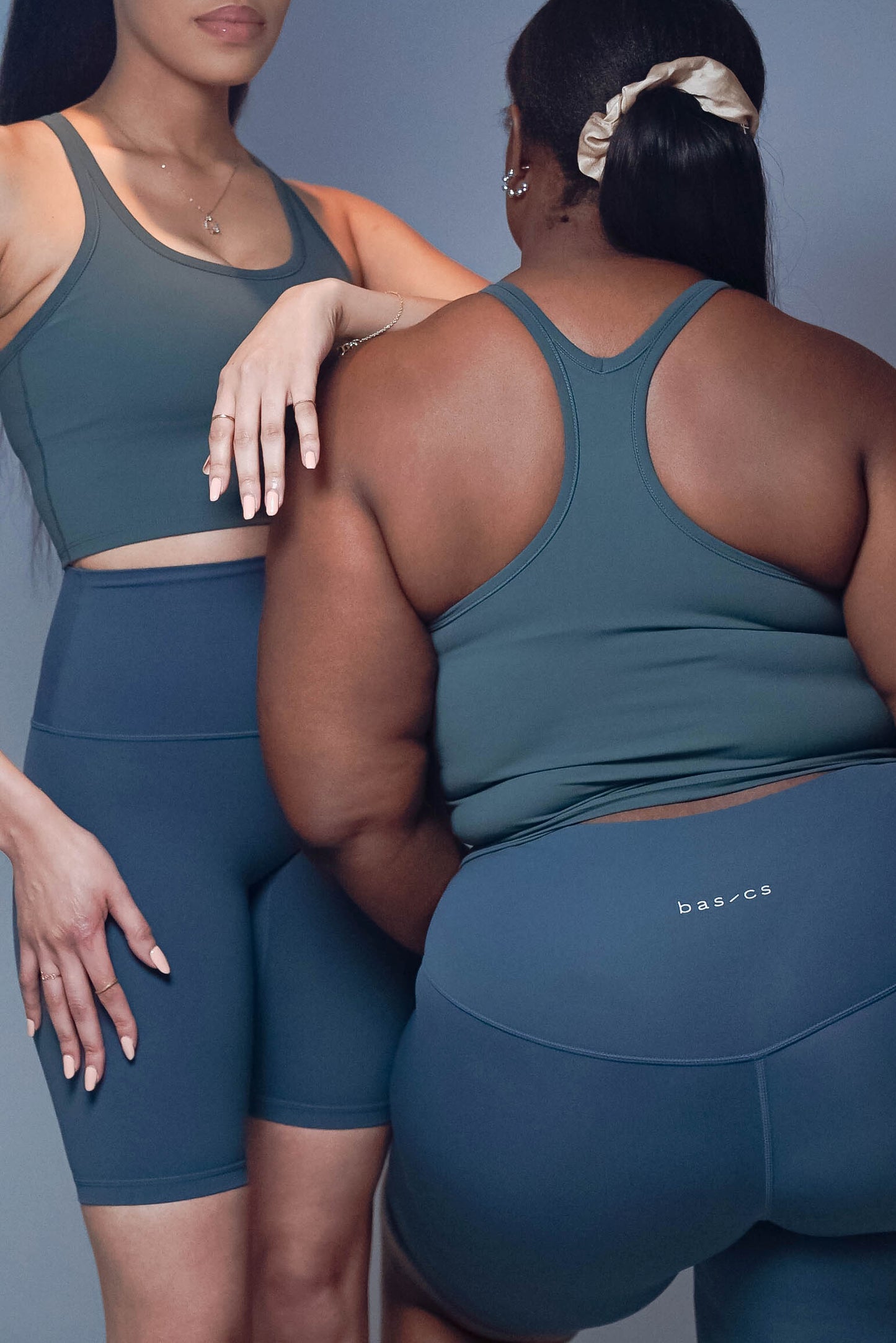 coreflex™ racerback tank w/ built-in bra